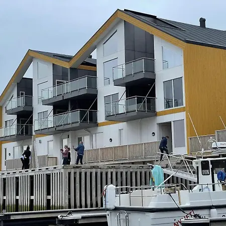 Lofoten Seaview Apartment