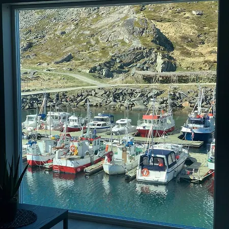 Lofoten Seaview شقة *